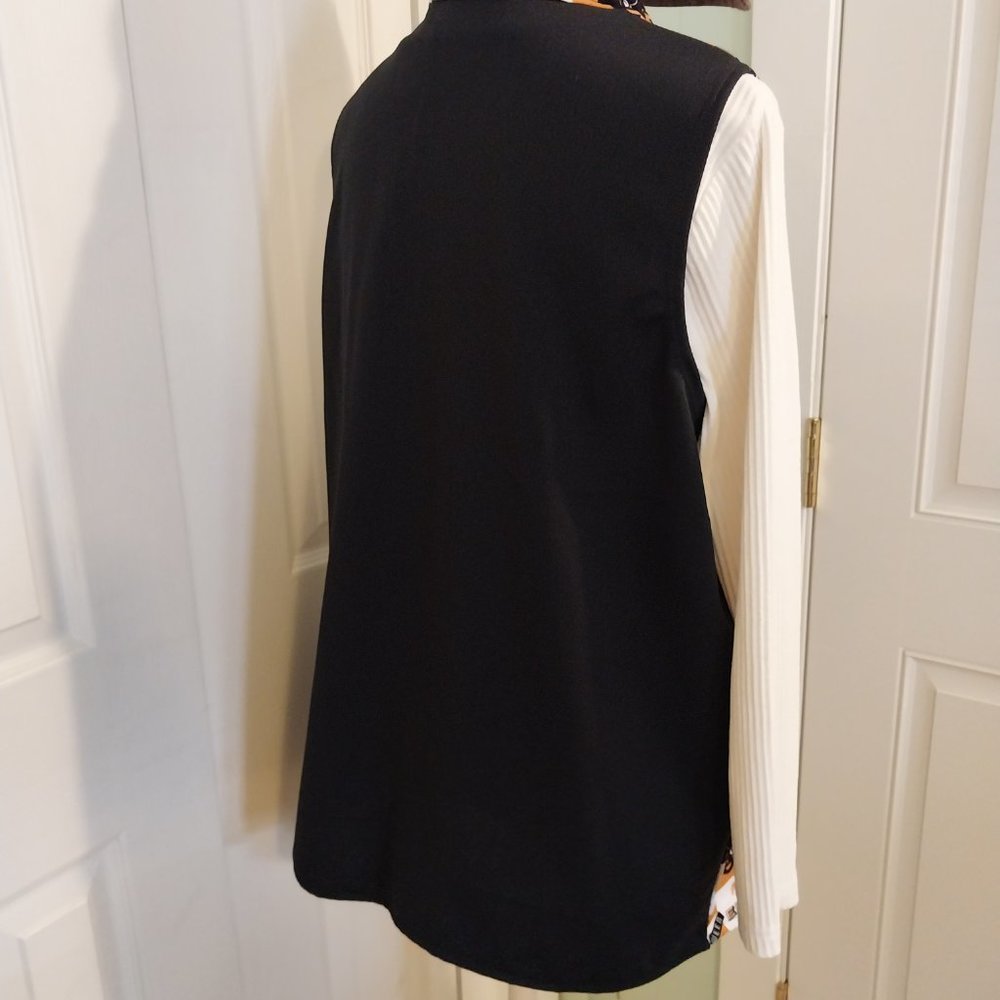 2581 Size XL Jeaniemade Halloween Theme Stretch Black and Orange Vest - Picture 4 of 6